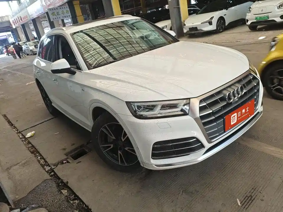 Audi Q5L 2020 45 TFSI Exclusive Fashion фото 3