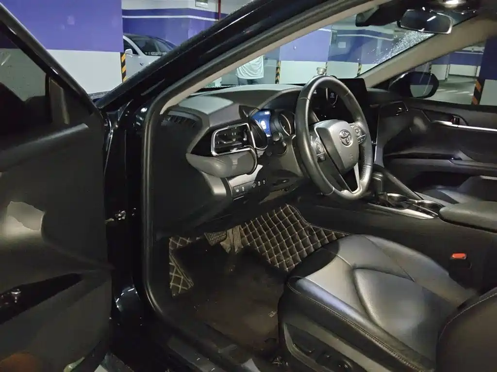 Toyota Camry 2021 2.0G Luxury Edition фото 12