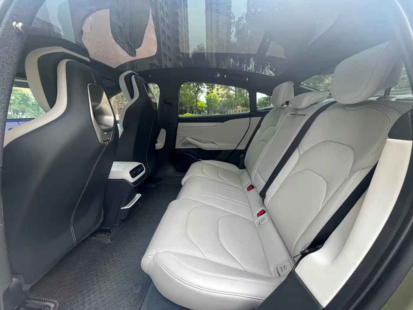 Xiaomi Auto Xiaomi SU7 2024 RWD Standard Founder's Edition фото 5