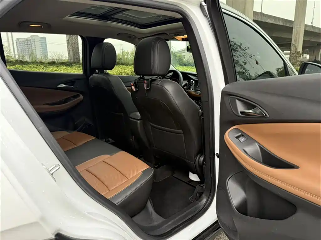 Buick Encore GX 2020 20T CVT FWD Flagship фото 13