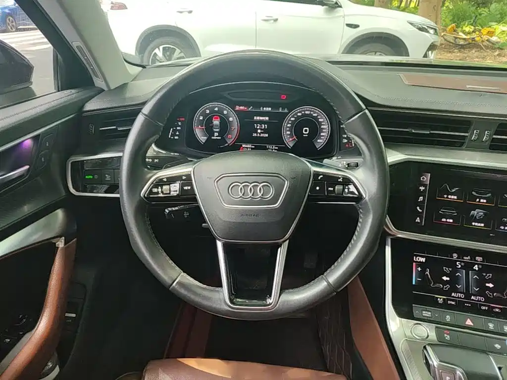 Audi A6L 2019 45 TFSI Premium Elegance фото 3
