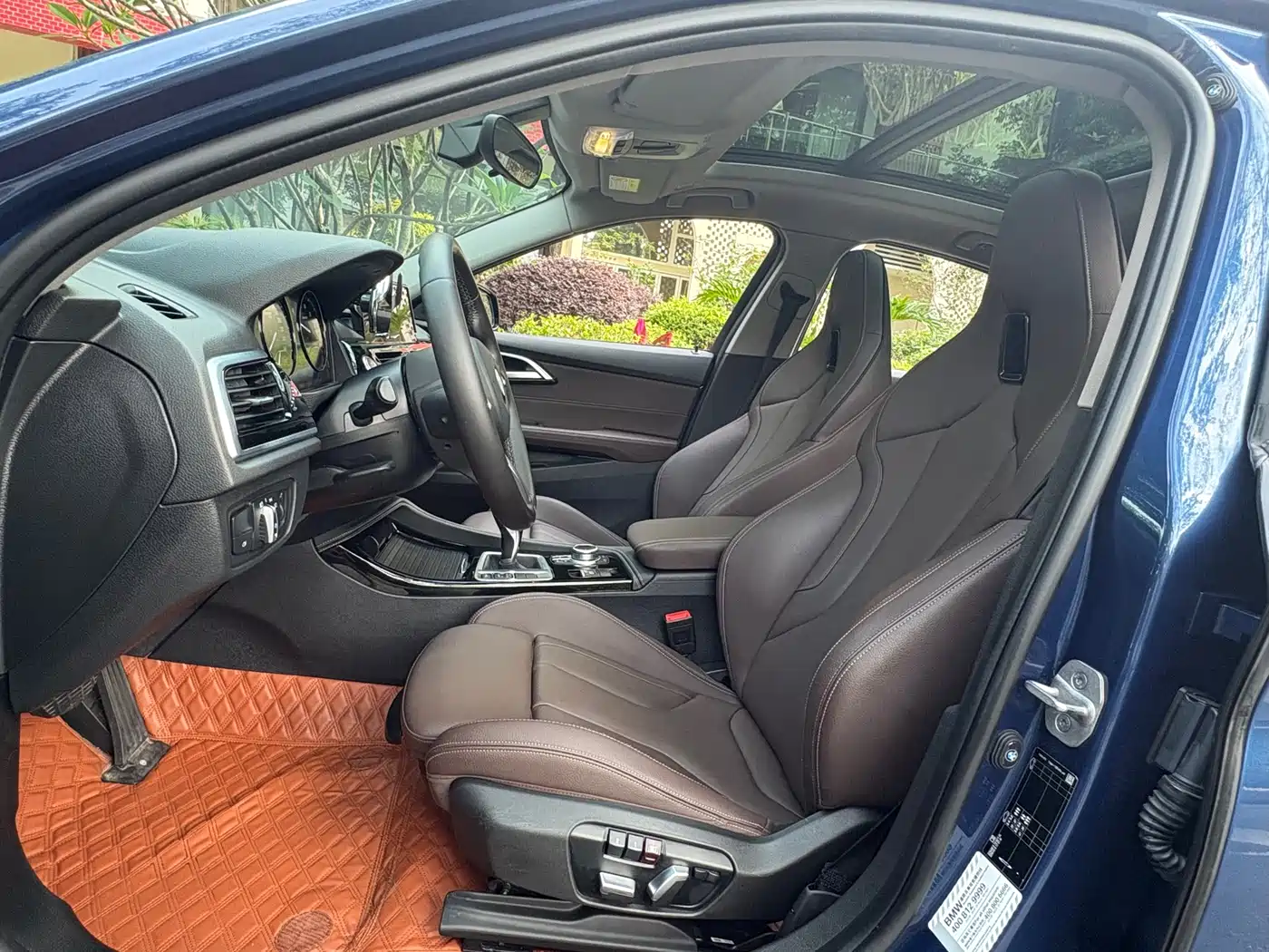 BMW 1 Series 2021 125i M Sport Black Night Edition фото 8