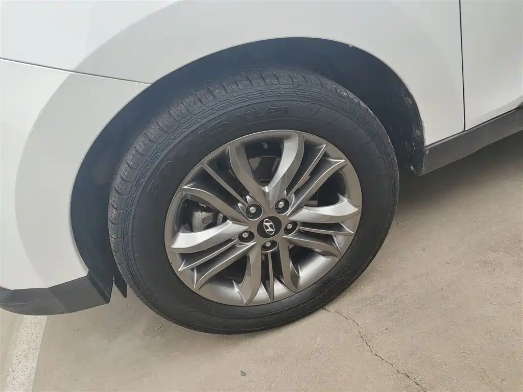 Hyundai Beijing Hyundai ix35 2015 2.0L Automatic 2WD Smart China V фото 23