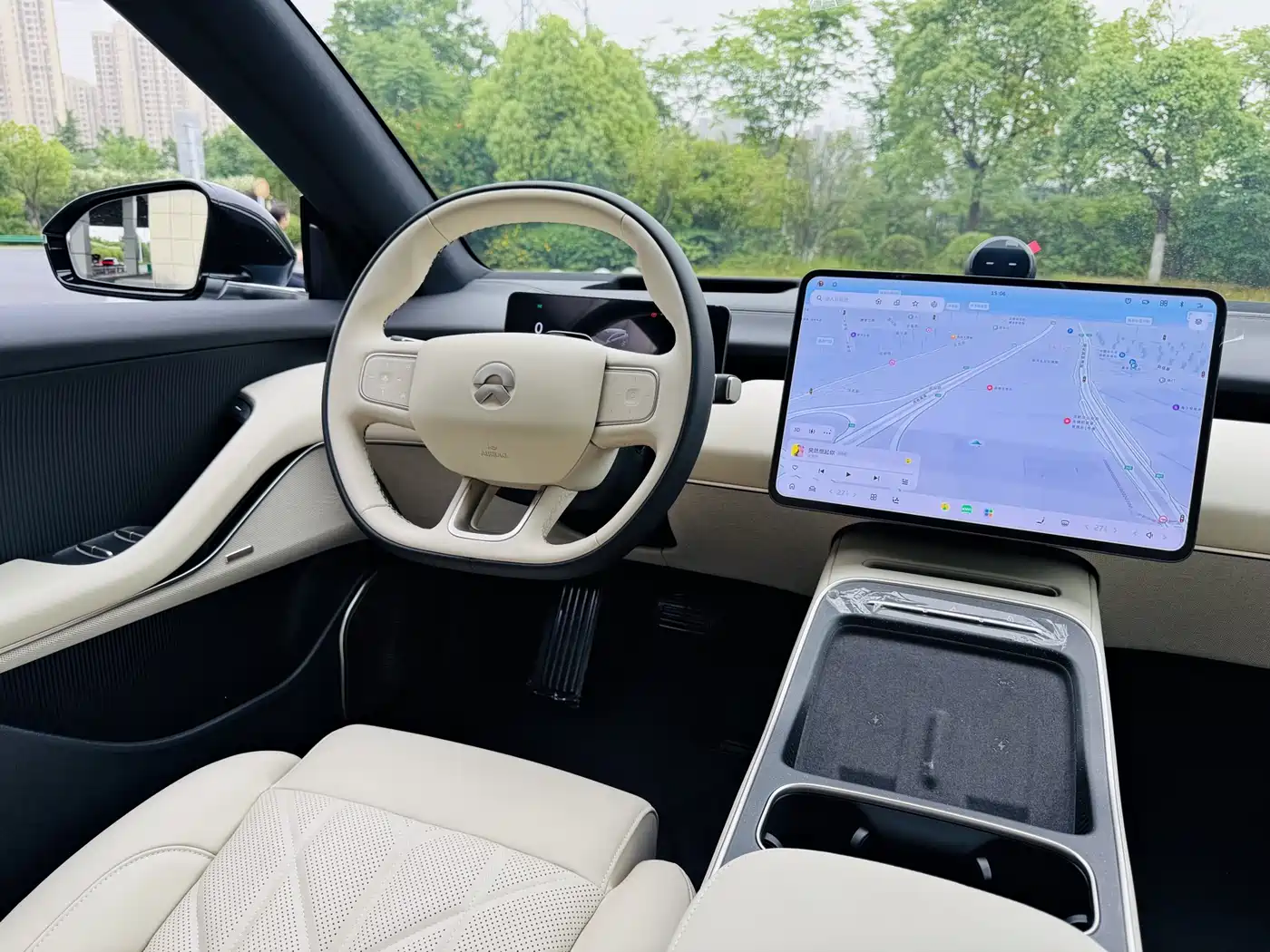 NIO ET5T фото 12