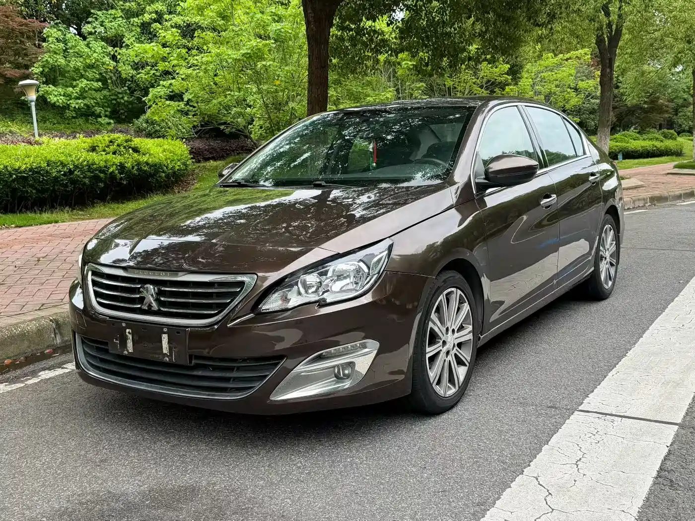 Peugeot 408 2014 1.8L Automatic Luxury Edition фото 3