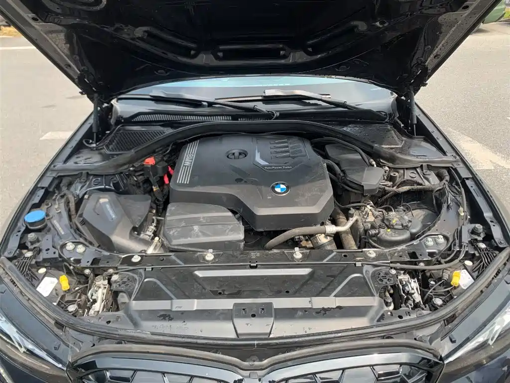BMW 3 Series 2023 325Li M Sport Package фото 11