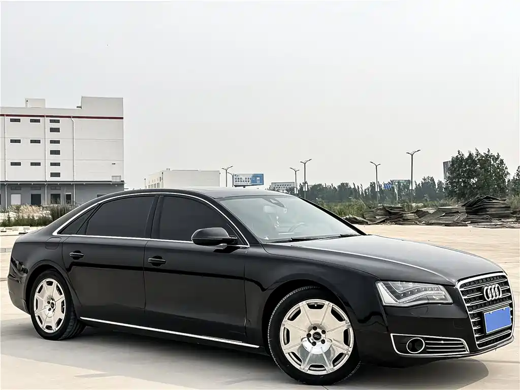 Audi A8 2013 A8L 50 TFSI quattro Premium фото 3