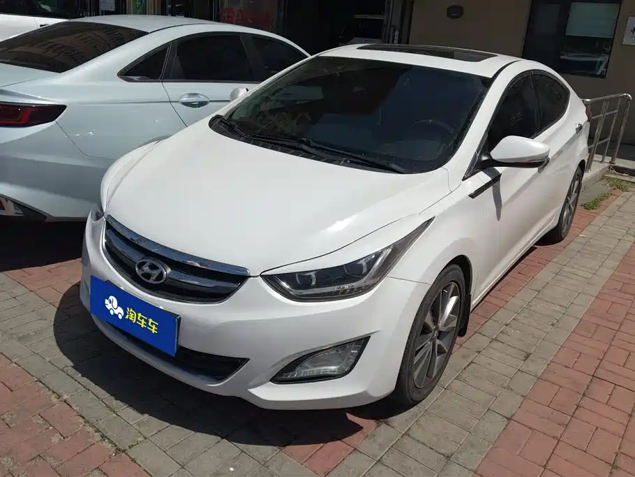 Hyundai Langdong 2015 1.6L Auto Premium