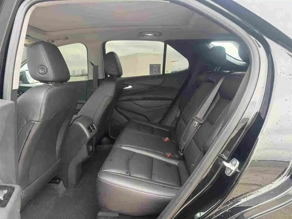 Chevrolet Equinox 2021 535T Yujie Edition фото 6