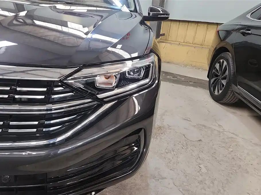 Volkswagen Sagitar 2023 300TSI DSG Surpassing Edition фото 5
