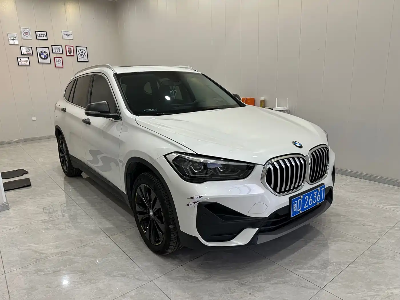 BMW X1 2021 sDrive20Li Fashion фото 3