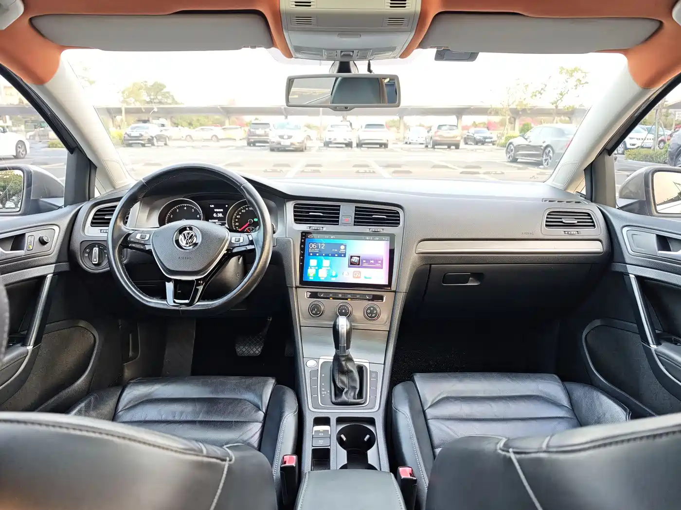Volkswagen Golf 2015 1.4TSI Automatic Luxury фото 6
