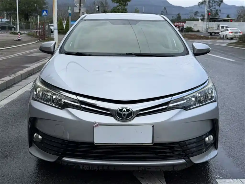Toyota Corolla 2017 Facelift 1.2T S-CVT GL фото 24