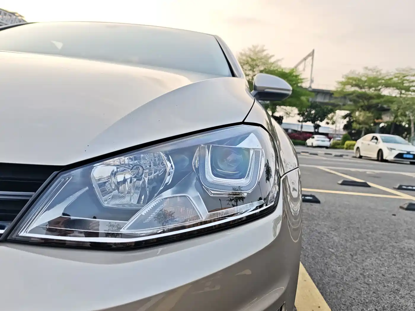 Volkswagen Golf 2015 1.4TSI Automatic Luxury фото 25