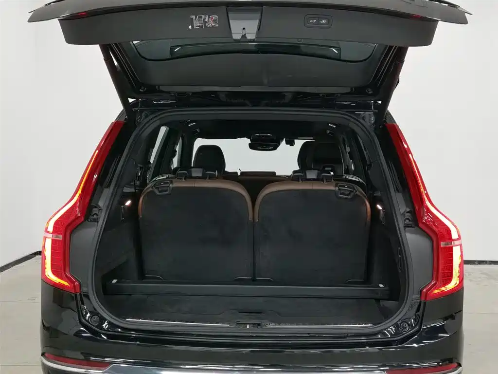 Volvo XC90 2022 B6 Smart Elegance Luxury 7-Seater фото 16