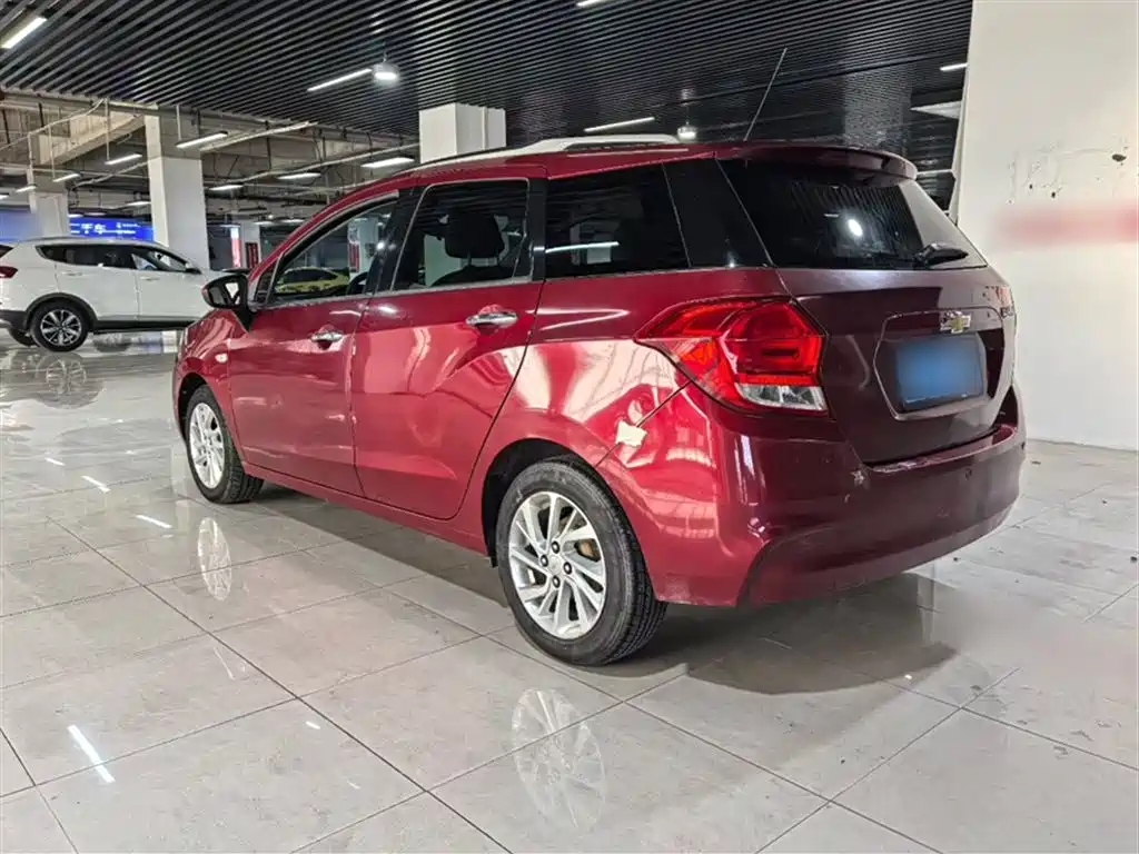 Chevrolet Lova RV 2016 1.5L Automatic Fun Edition фото 23