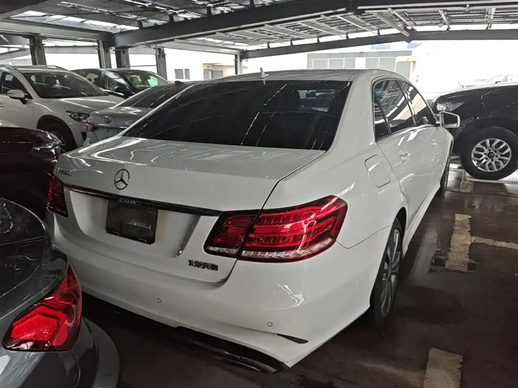 Mercedes-Benz E-Class 2015 E 260 L Sport фото 7
