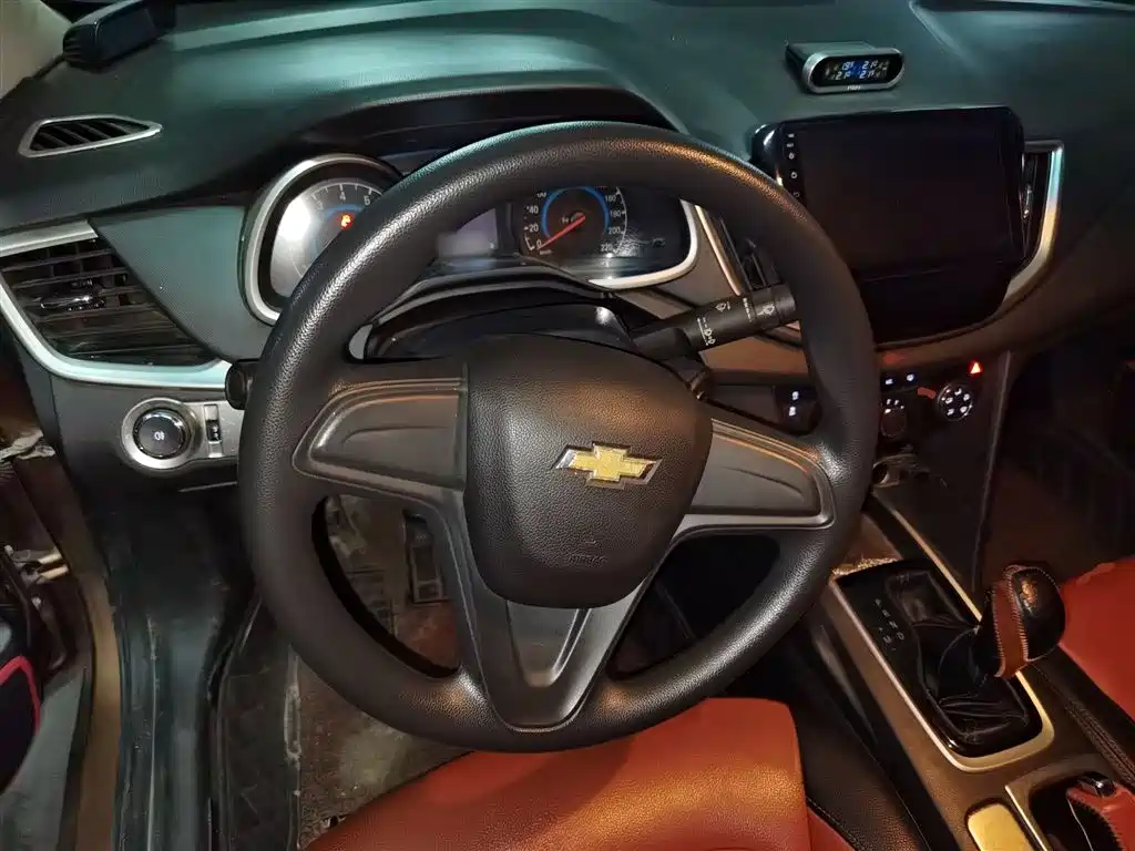 Chevrolet Cavalier 2016 1.5L Automatic Enjoyment Edition фото 3