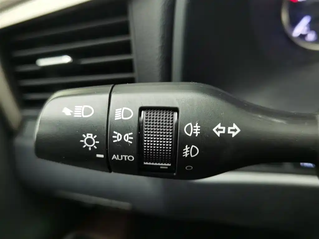 Lexus RX 2016 300 2WD Comfort Edition China VI фото 21