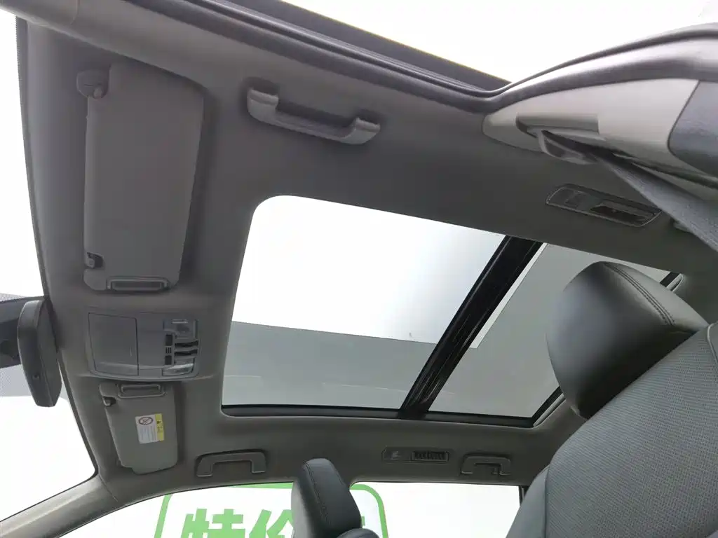 Toyota Highlander 2018 2.0T 4WD Luxury 7-seater China VI фото 14