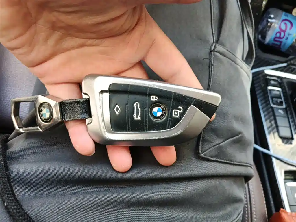 BMW X1 2016 sDrive20Li Luxury Model фото 12