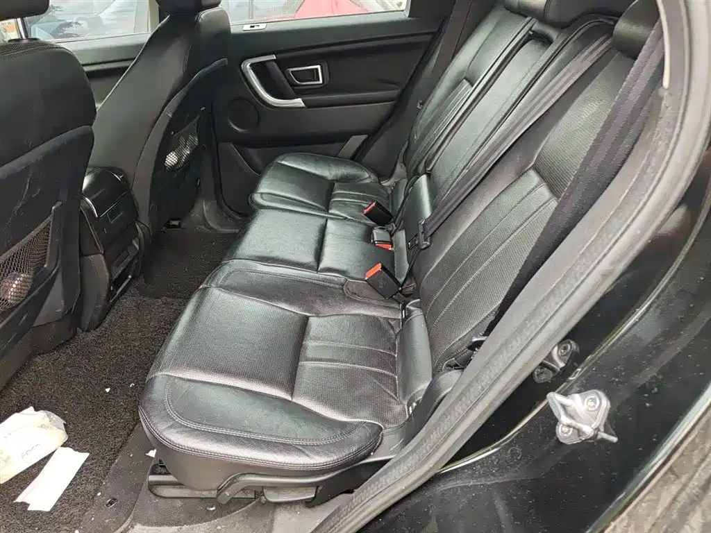 Land Rover Discovery Sport (Import) 2015 2.0T SE фото 15