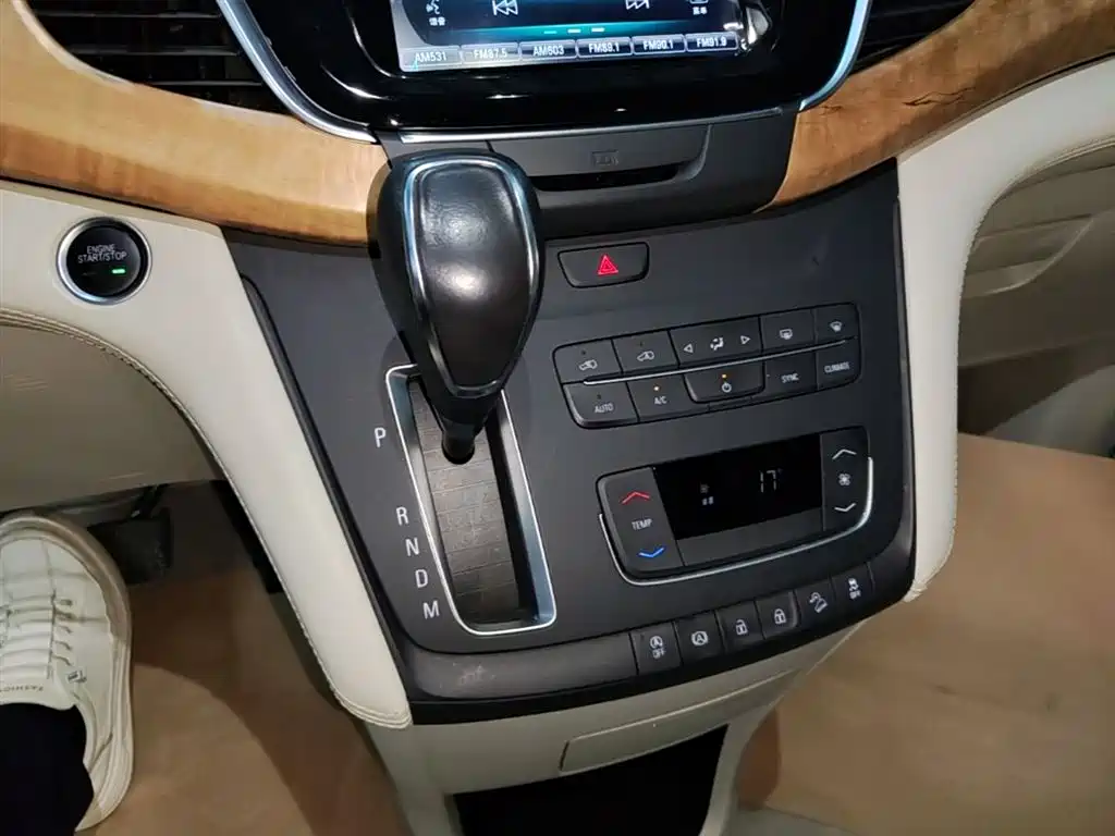 Buick GL8 2018 ES 28T Comfort Type China VI фото 13