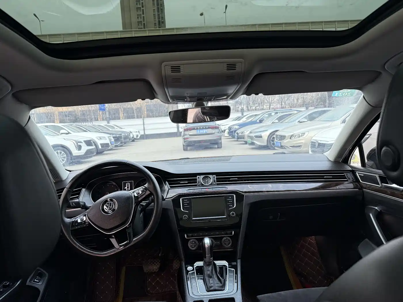 Volkswagen Magotan 2017 330TSI DSG Leading фото 5