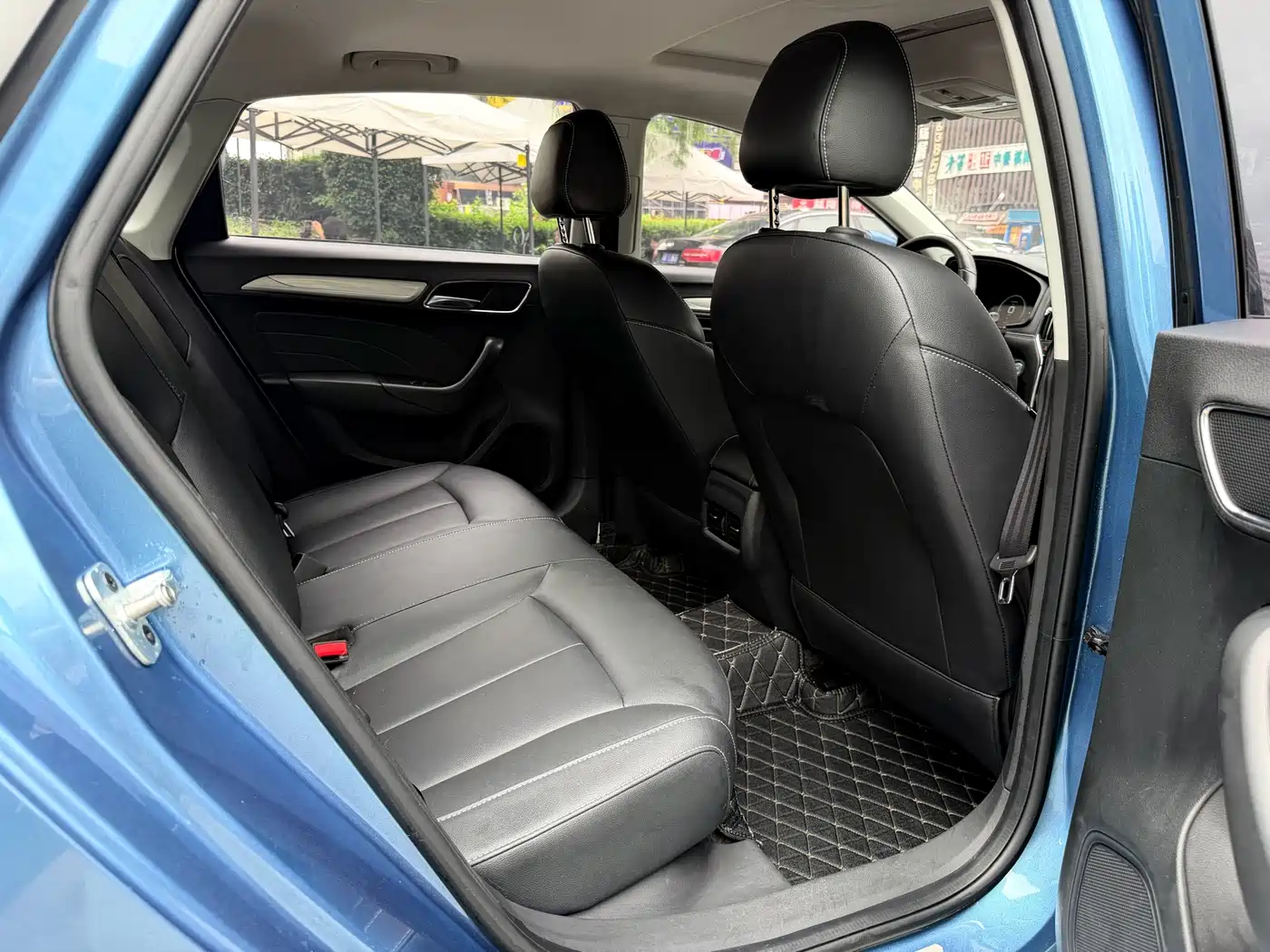 Roewe i6 New Energy 2018 2017 45T Hybrid Connected Smart Enjoyment Edition