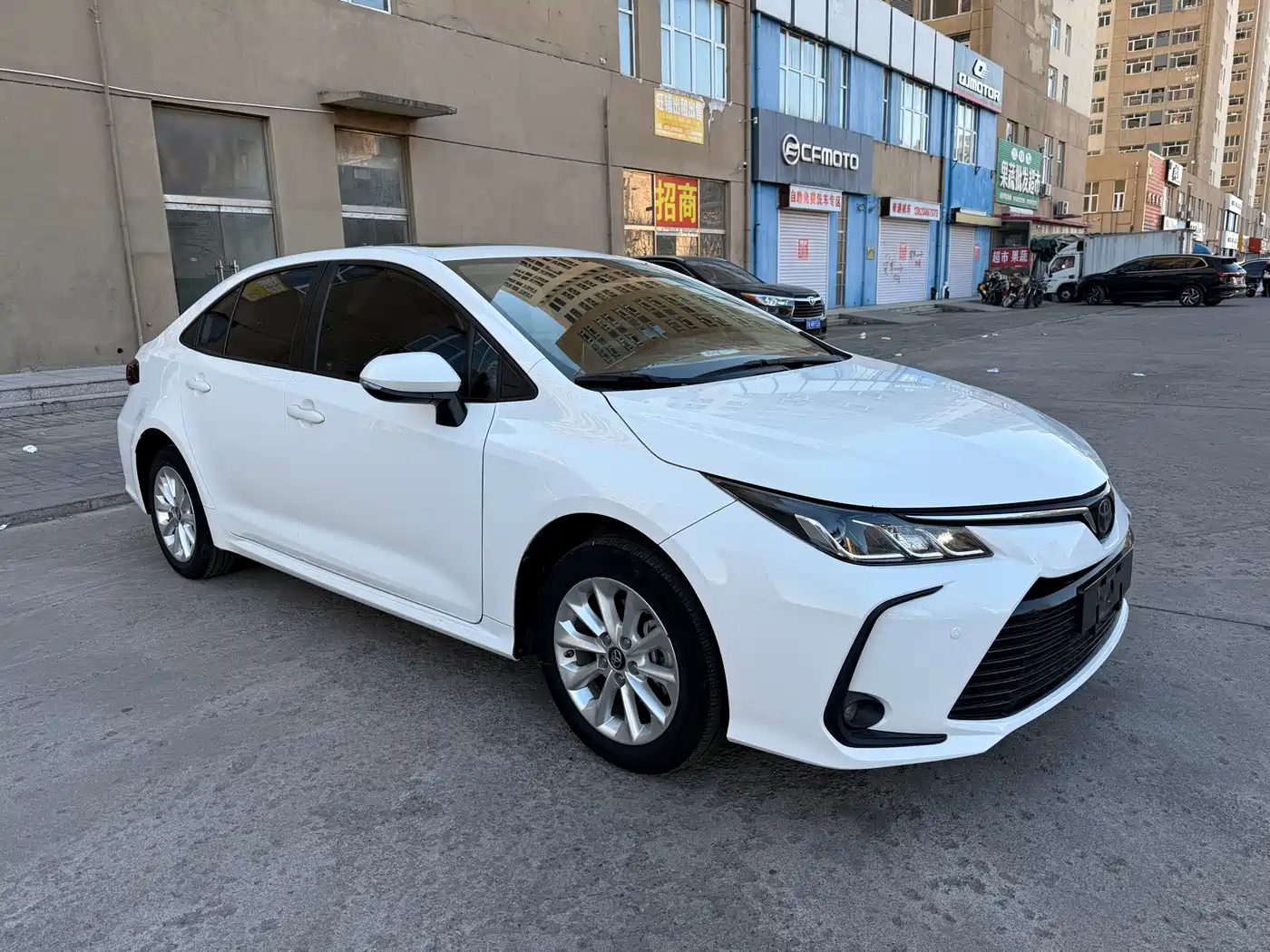 Toyota Corolla 2021 1.2T S-CVT Luxury Edition фото 3