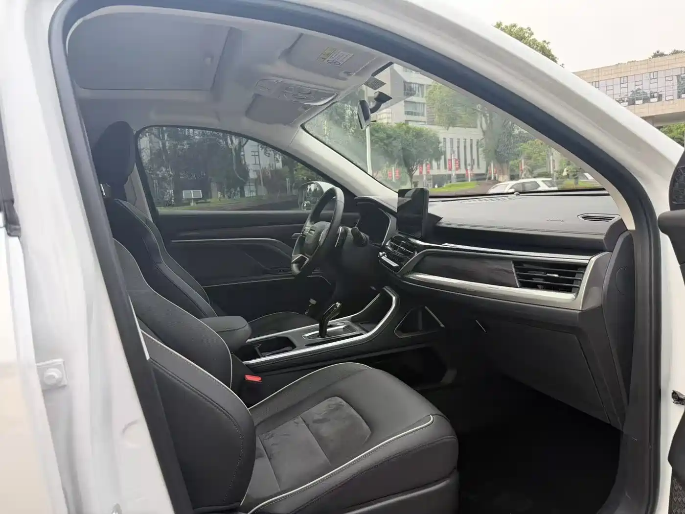 Haval H6 2025 1.5T National Trend Urban Edition фото 4