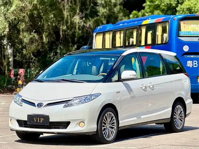  Toyota Previa 2012 3.5L 7-Seater Luxury Model