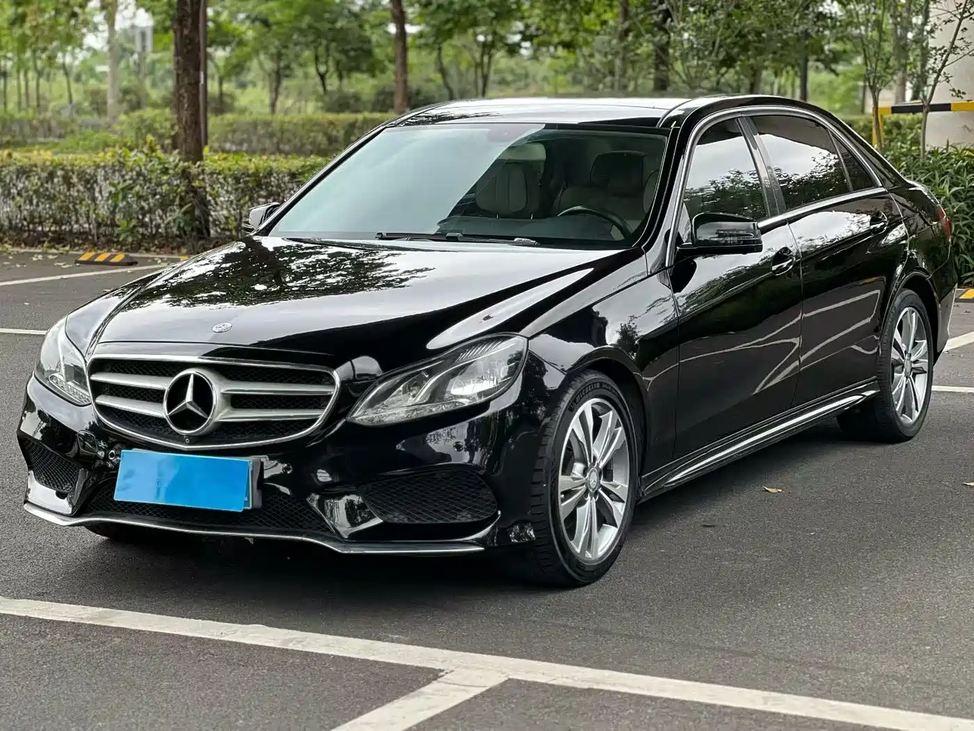 Mercedes-Benz E-Class 2015 Facelift E 260 L Sport Luxury