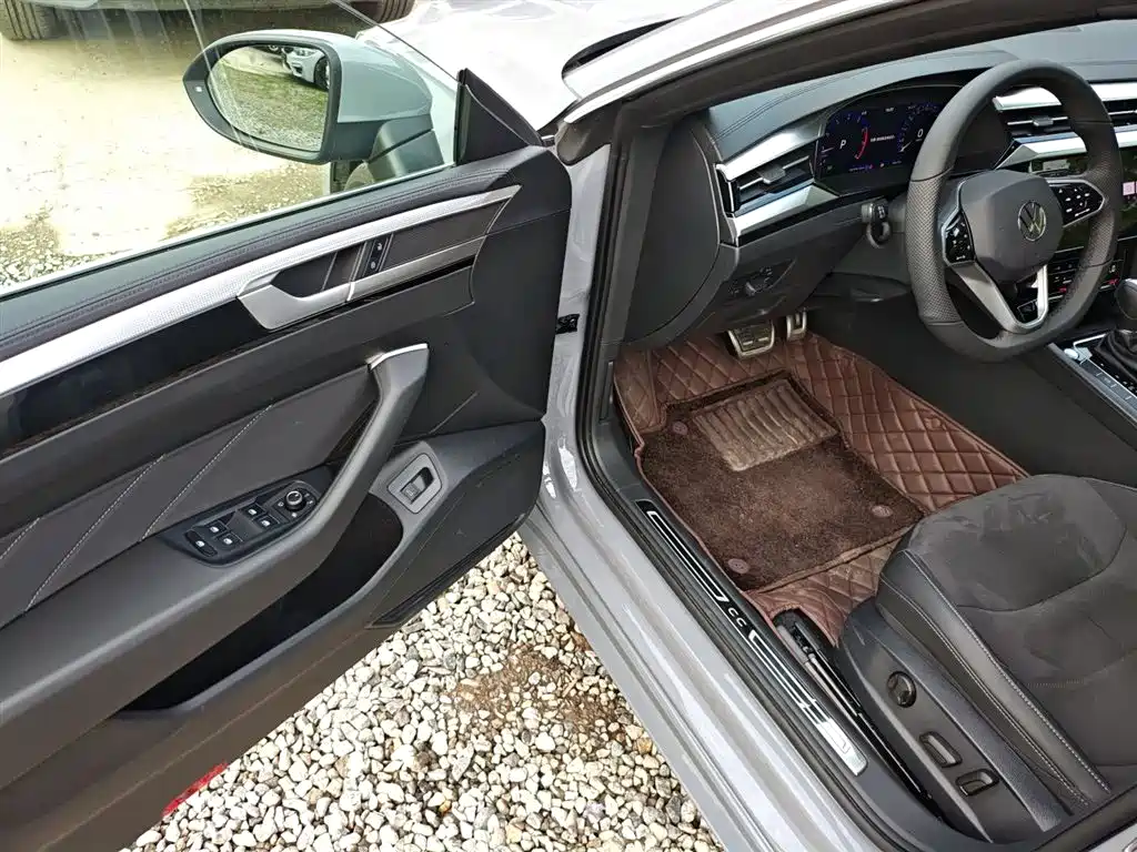 Photo 16 - Volkswagen CC