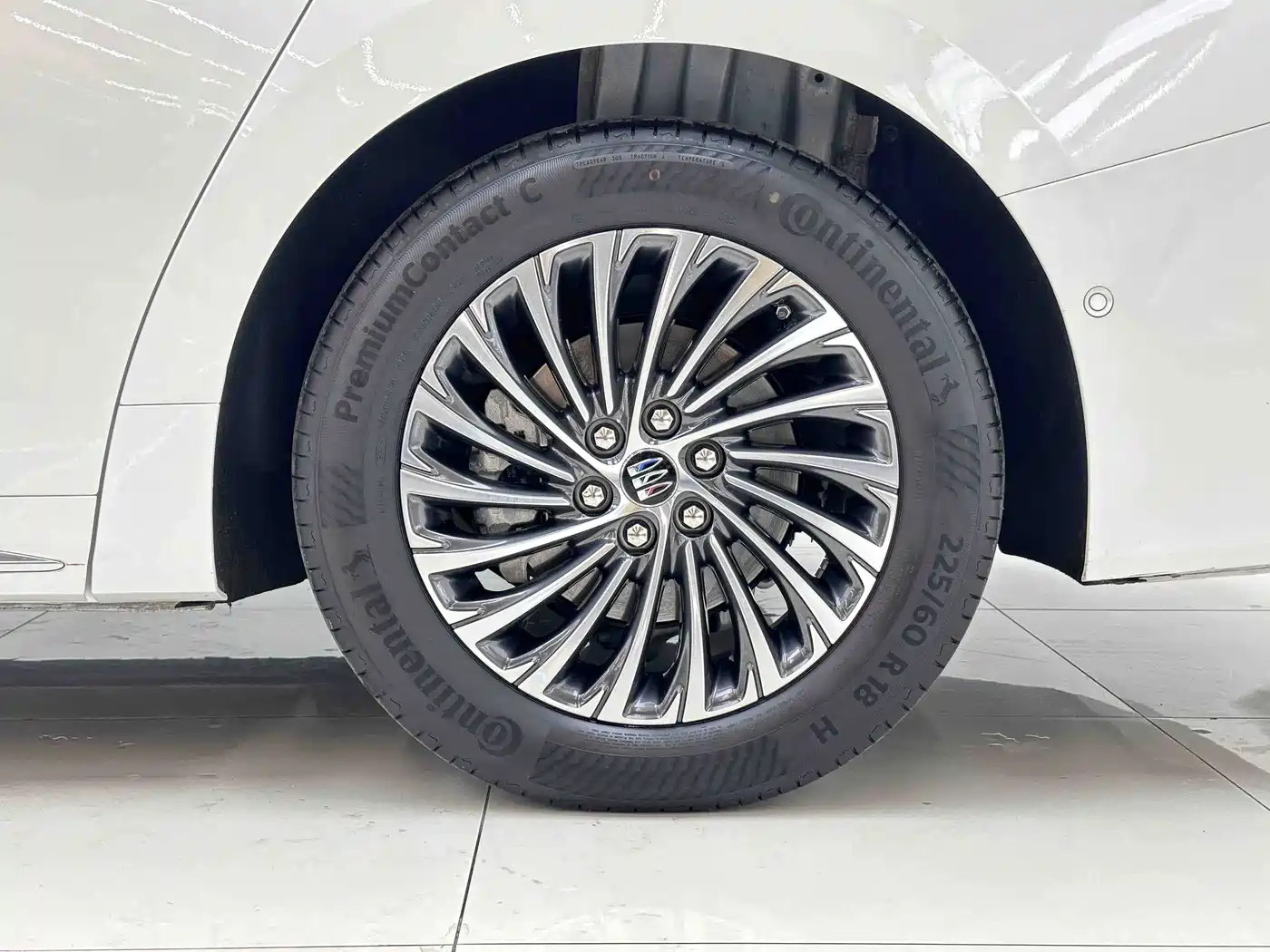 Buick Century 2024 2023 2.0T 7-seater Premium