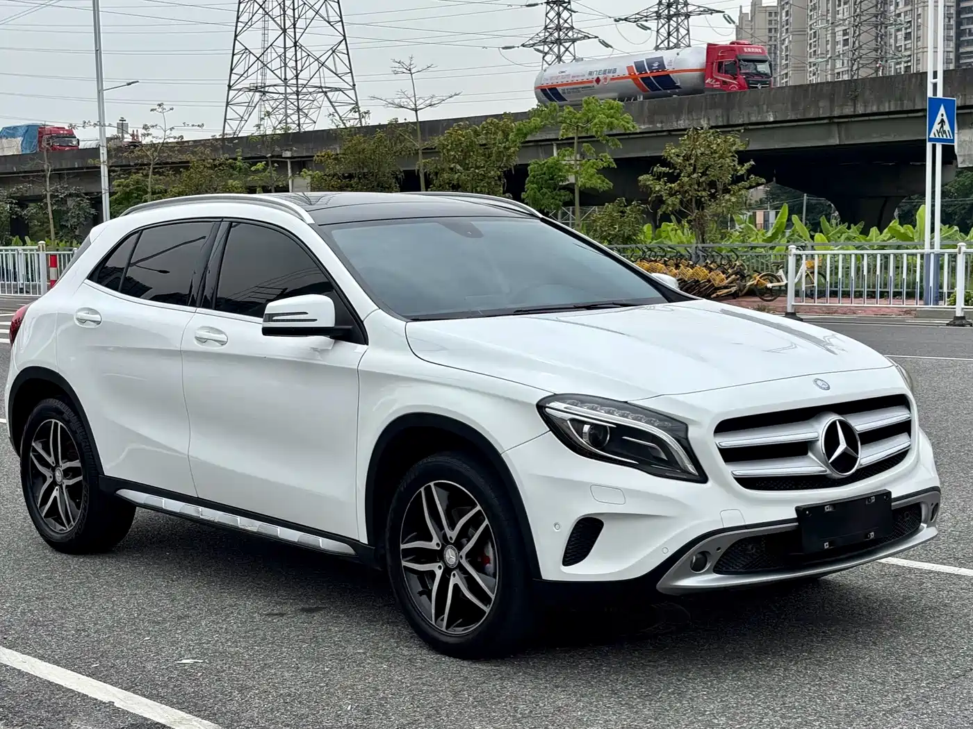 Mercedes-Benz GLA 2015 2015 GLA 220 4MATIC Fashion Edition