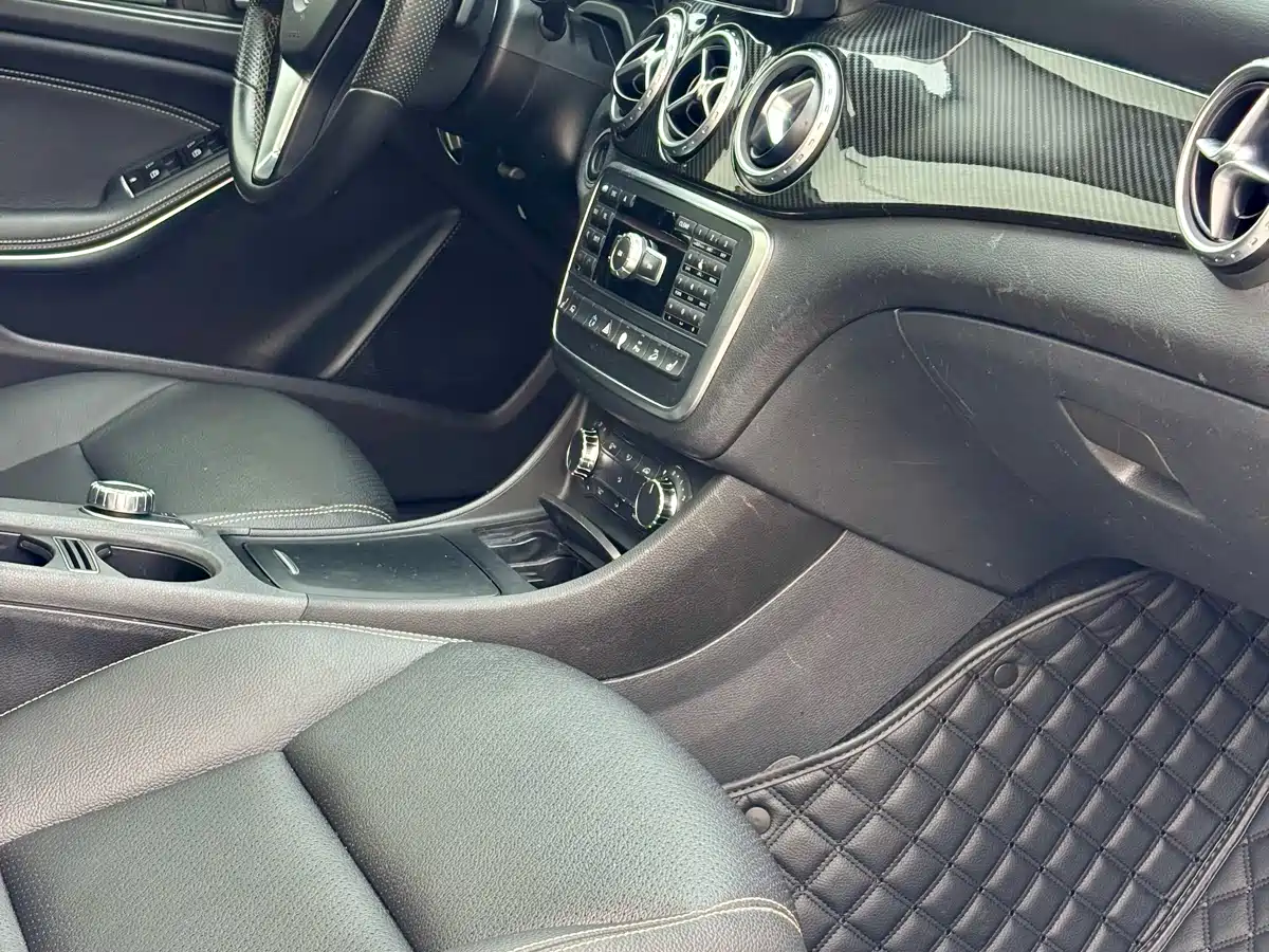 Mercedes-Benz GLA 2015 2015 GLA 220 4MATIC Fashion Edition