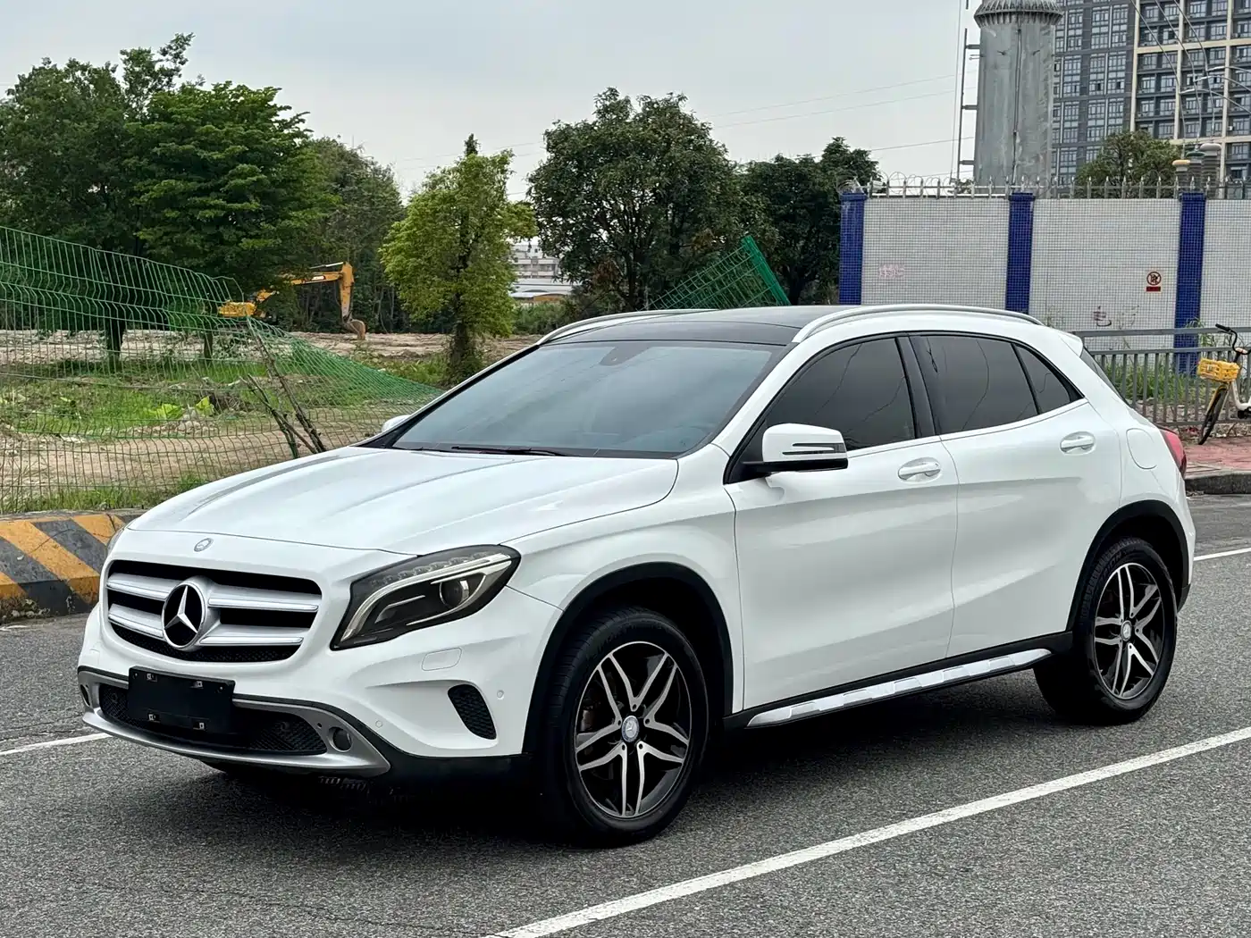 Mercedes-Benz GLA 2015 2015 GLA 220 4MATIC Fashion Edition