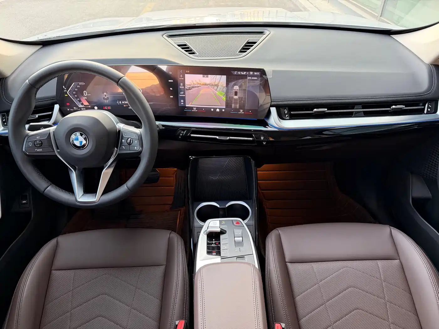 BMW X1 2024 sDrive20Li X Design Package фото 14
