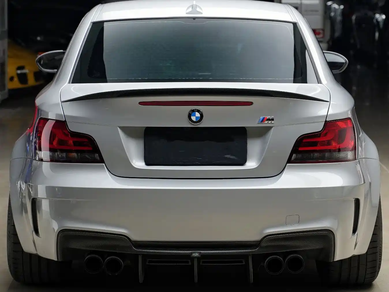 BMW 1 Series M 2011 1M Coupe фото 5