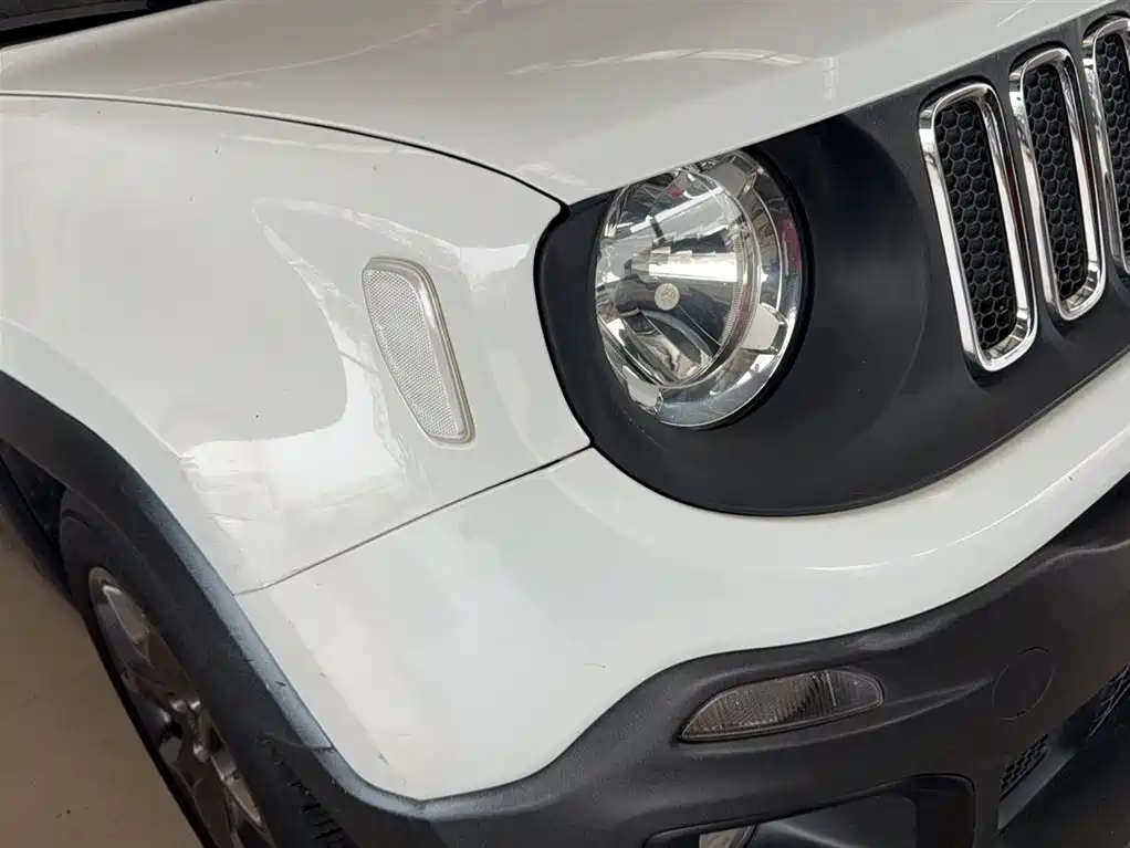 Jeep Renegade 2019 2018 Connected Large Screen Edition 180T Automatic Kinetic+