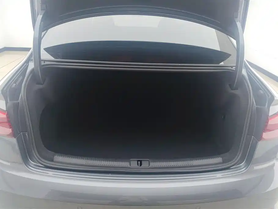 Audi A3 2019 Limousine 35 TFSI Progressive China VI фото 4