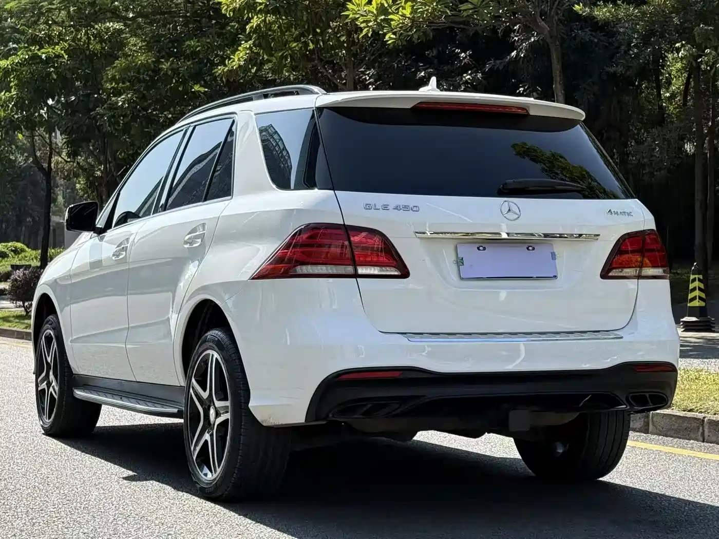 Mercedes-Benz GLE 2017 GLE 450 AMG 4MATIC фото 20