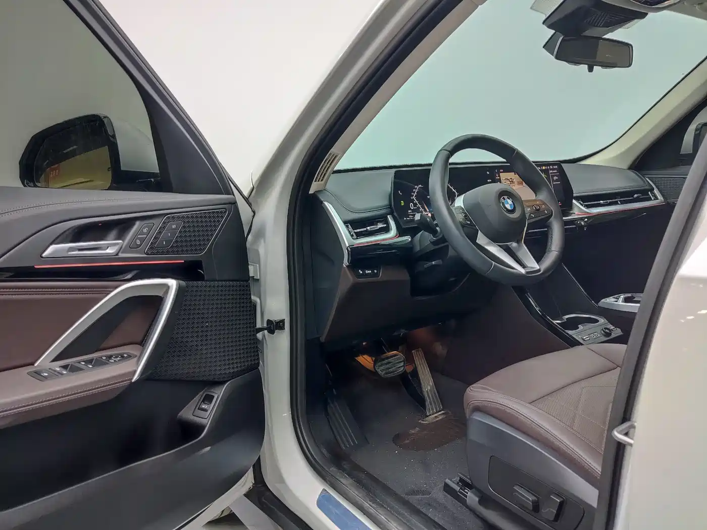BMW X1 2023 sDrive20Li X Design Package фото 10