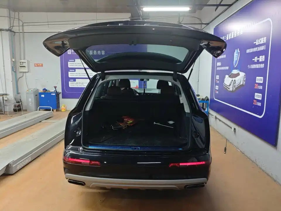 Audi Q7 2016 45 TFSI Technology фото 10