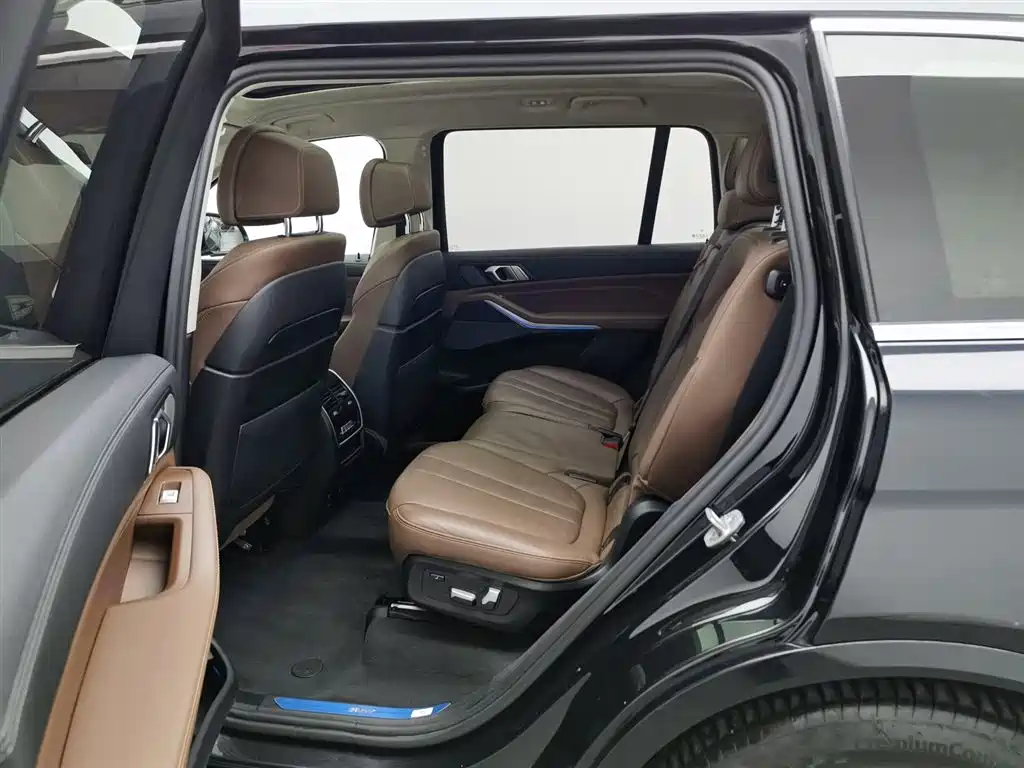 BMW X7 2022 xDrive40i Leading Luxury Package фото 15