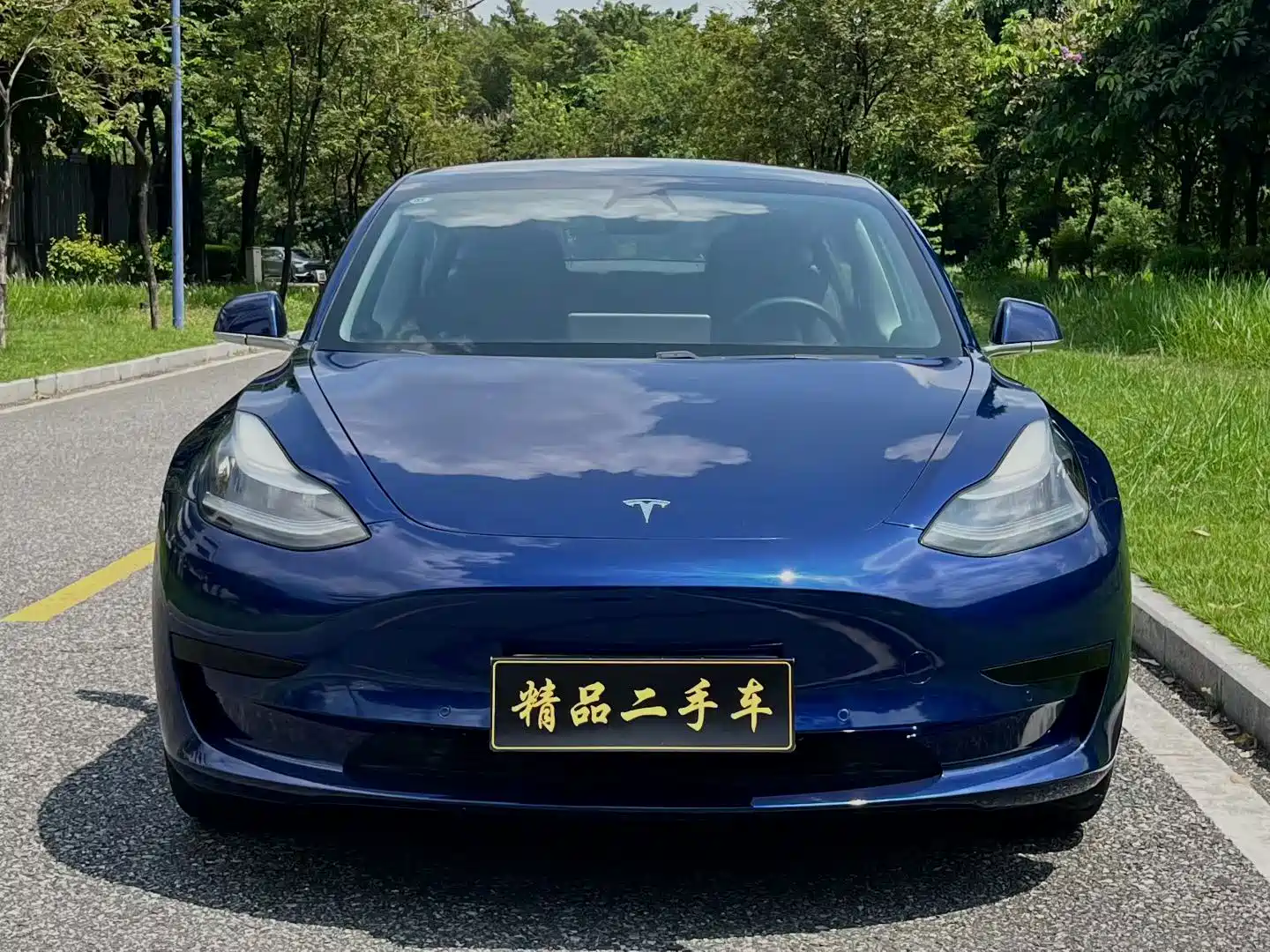Фото 2 - Tesla Model 3