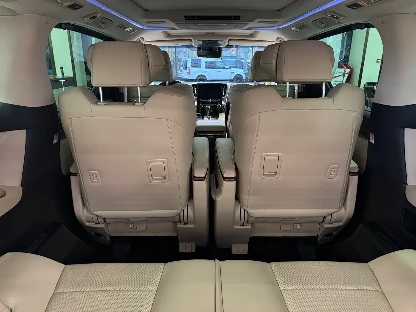 Toyota Vellfire 2023 Crown Hybrid 2.5L HV Premium фото 8