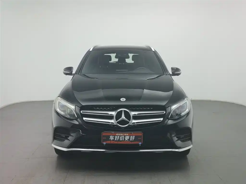 Mercedes-Benz GLC 2018 Facelift GLC 300 4MATIC Dynamic фото 3