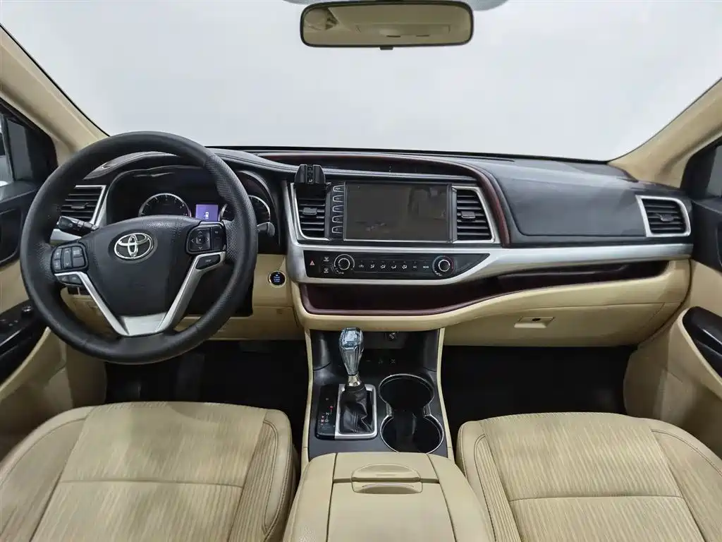 Toyota Highlander 2015 2.0T AWD Elite Edition 7-seater фото 5